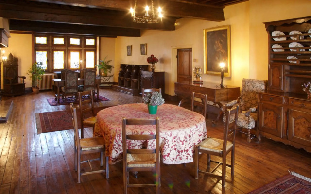 Hostellerie de Pérouges