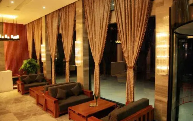 Elong R.YUN Hotel (Tiantaishan High-Speed Railway Station)