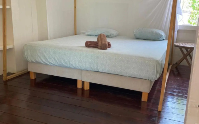 Akunamatata Guest House Cul de Sac