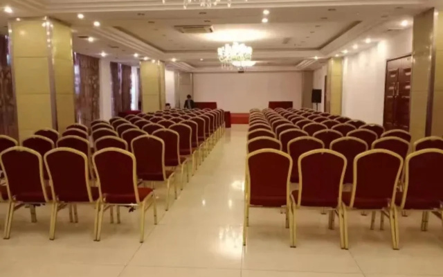 Jinjiang Inn Style Hotel (Nanchang Liantang Middle Avenue)