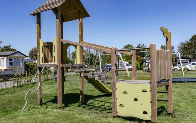 Rural Chalet in Sint Maarten With Shared Pool