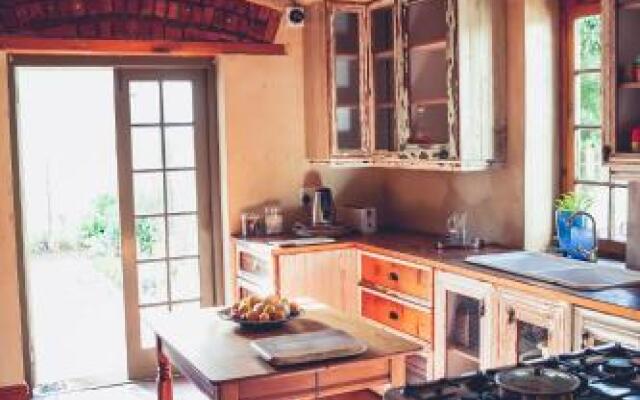 Station House Simondium