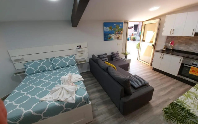 Apartamento con Patio cerca de la playa