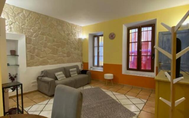 Le Cigalou : T2 en Duplex au centre ville