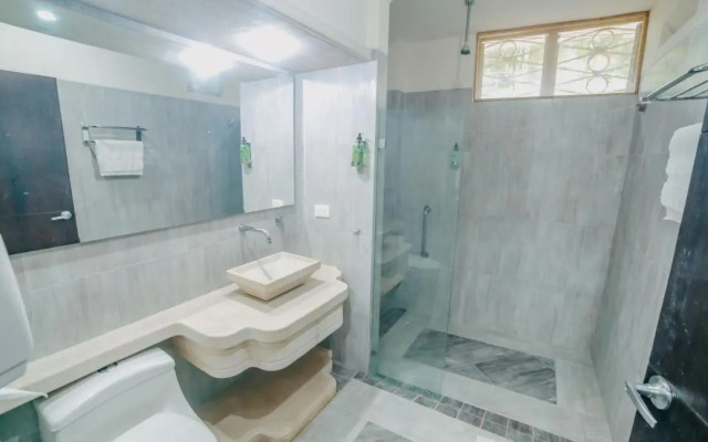 La Iguana de Santa Fe by Bernalo Hotels