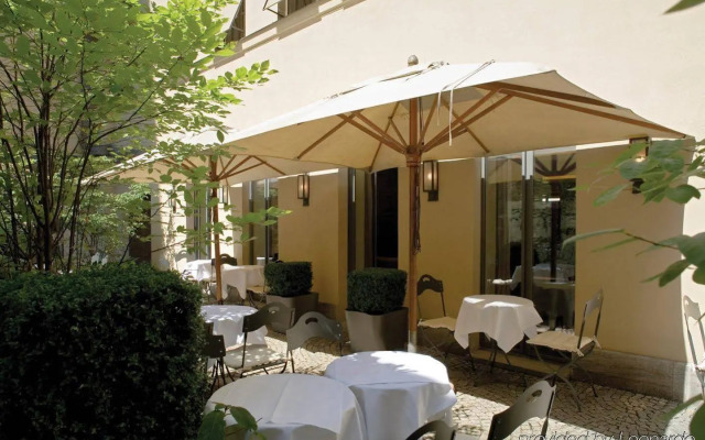 Cortiina Hotel