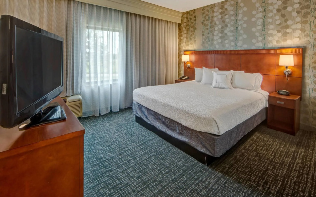Courtyard by Marriott Memphis Southaven