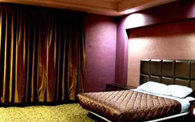 Ritz Motel