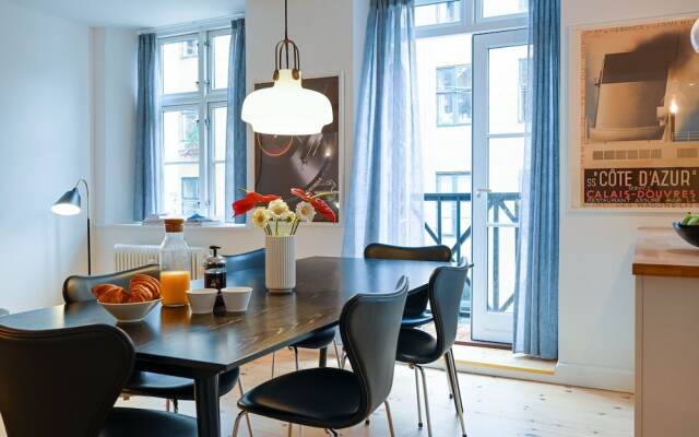Beautiful 3-bedroom Apartment in a Lovely Neighborhood of Christianshavn