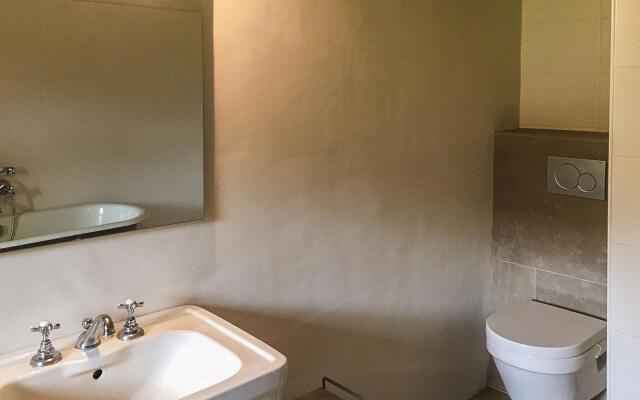 Historic Mansion by the River Lot in Cenevieres