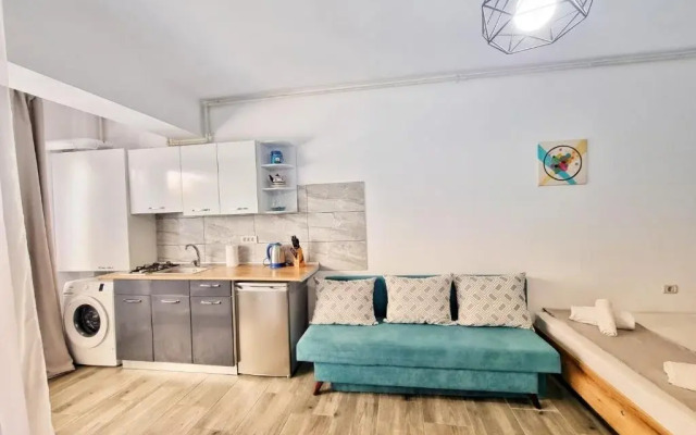 Seven Eleven Luxury Apartment