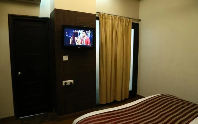 Capital O 925 Hotel Central Park 17