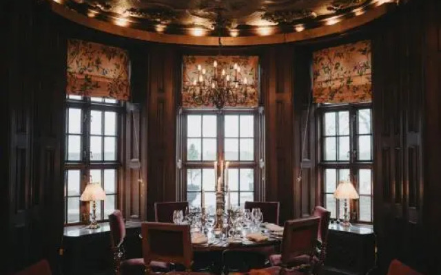 Engsholms Slott - Adults Only