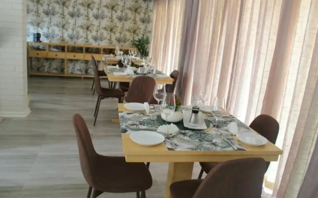 36 Alexander Guest House