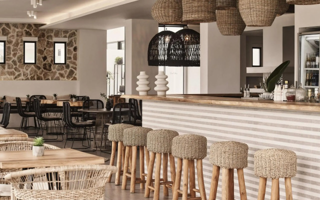 Casa Cabana Hotel & Suites - Adults Only