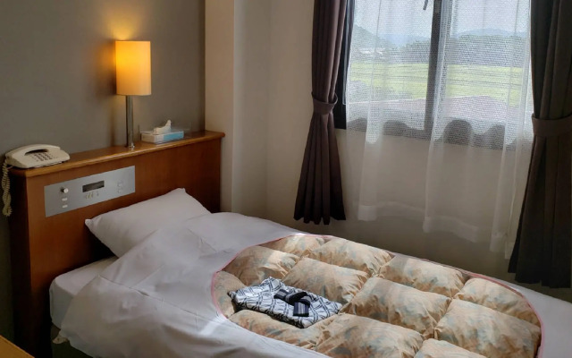 Business Hotel Shell