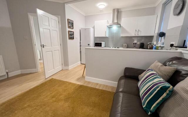 Glasgow 2 Bedroom Apartment