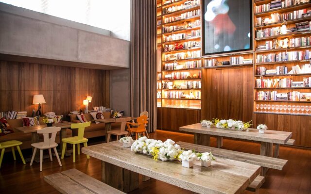 S Hotel Designed by Philippe Starck (Quarantine Hotel)
