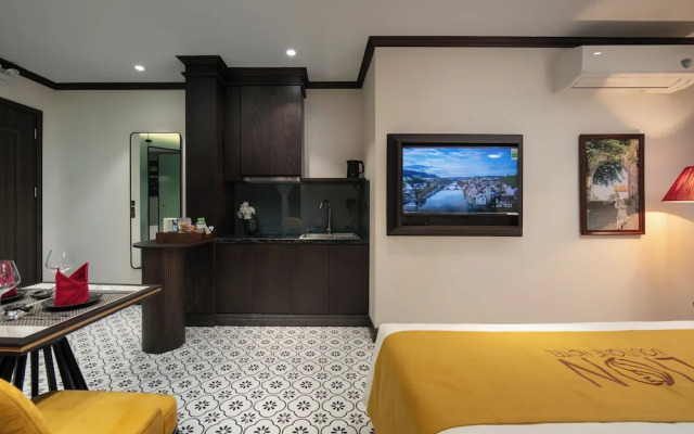 Westlake Lion Boutique Studio & Spa