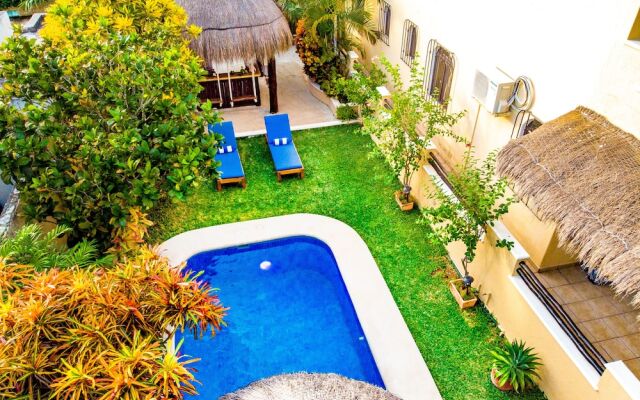 La Buena Vida Suites - Adults Only