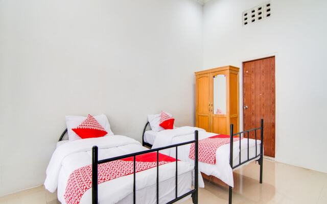 OYO 91514 Gedung Putih Inn Syariah