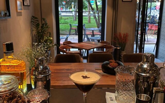SQUARE by Margo Hotel