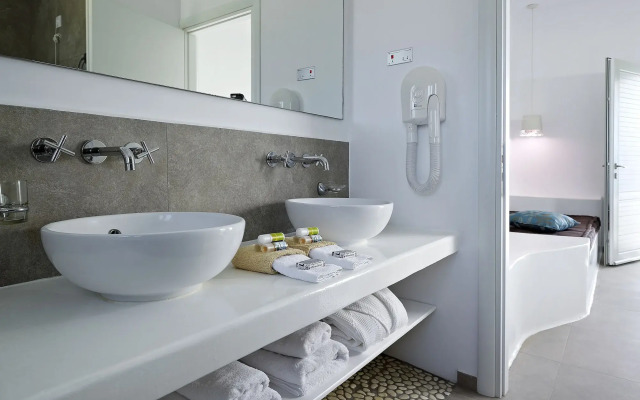 Santa Maria Luxury Suites & Spa