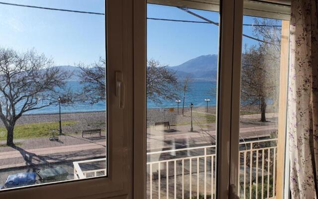 Nafpaktos Beach House