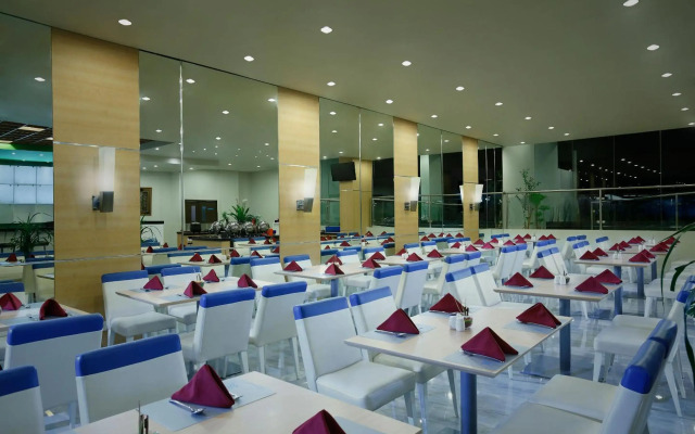 BATIQA Hotel & Apartments Karawang