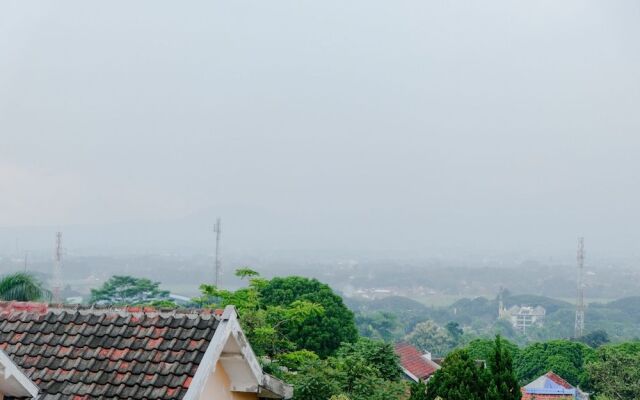 Oyo 437 Hnr Homestay Syariah