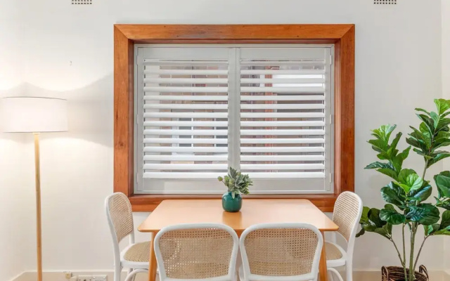 Beachside Living in Modern 2 Bedroom Apartment