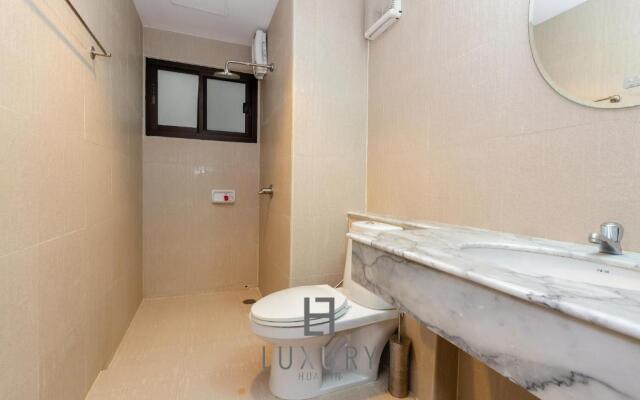 Amazing 5 Bedroom Condo on the Beach SP