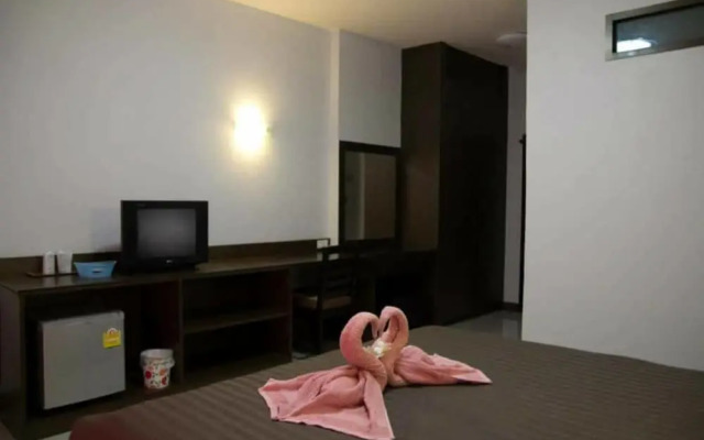 Ruysuk Hotel & Swimming Pool