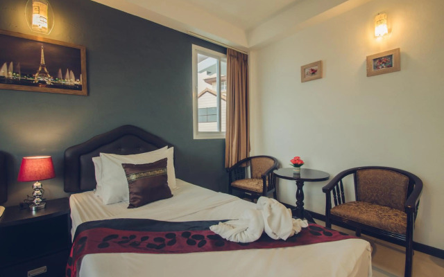 TH Beach Hotel