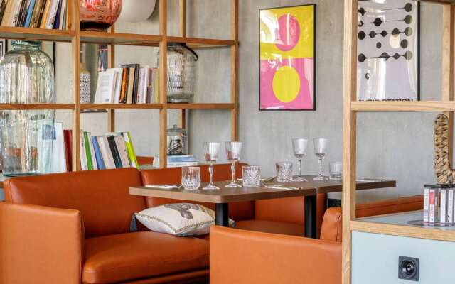 JOST Hôtel Bordeaux Centre Gare Saint Jean