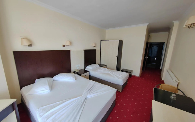 Afrodit Termal Hotel / Gure