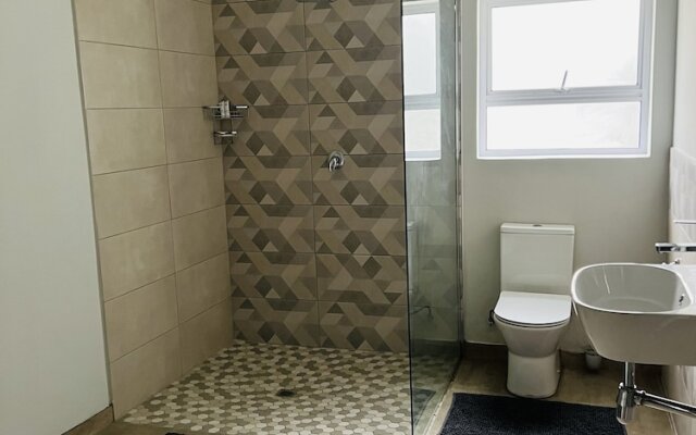 435 on vale boutique aparthotel