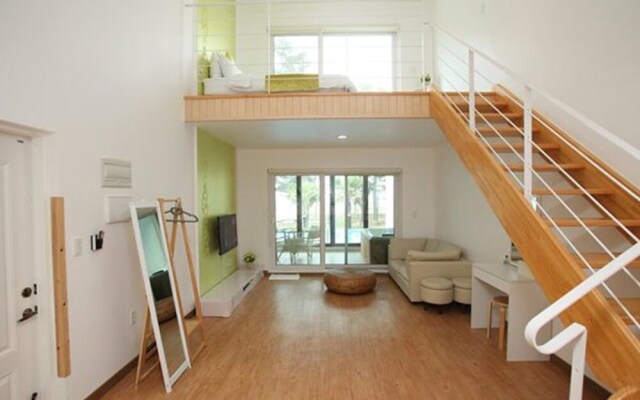 Uljin sanpoli Pension