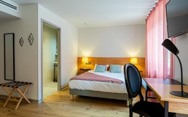 Hôtel L'Ouvrée Restaurant le 428