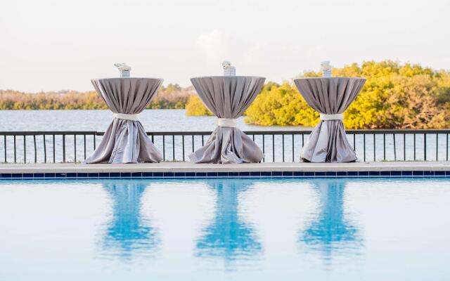 DoubleTree Suites by Hilton Hotel Tampa Bay