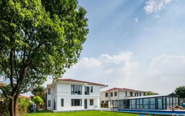 Qinyuan Lake View Pool Villa – Outside – Suzhou