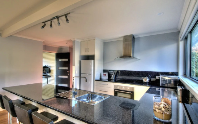 Muirs Beach Retreat