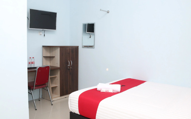 RedDoorz Syariah near Suncity Mall Madiun