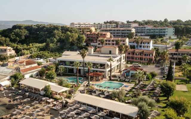 Robolla Beach Apart Hotel