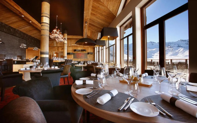 Résidence Koh-I Nor by Les Etincelles