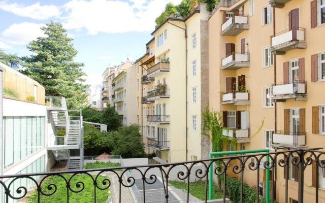 Apartment Five "OFFICIAL WEBSITE" by Booking Bolzano Srl