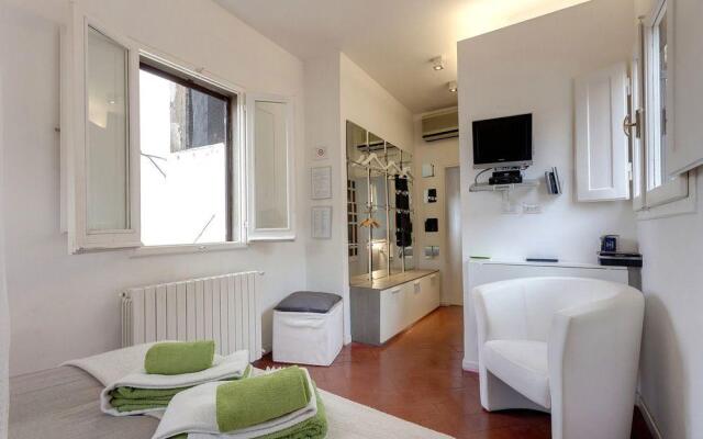 Giotto Apartment by Home Sharing