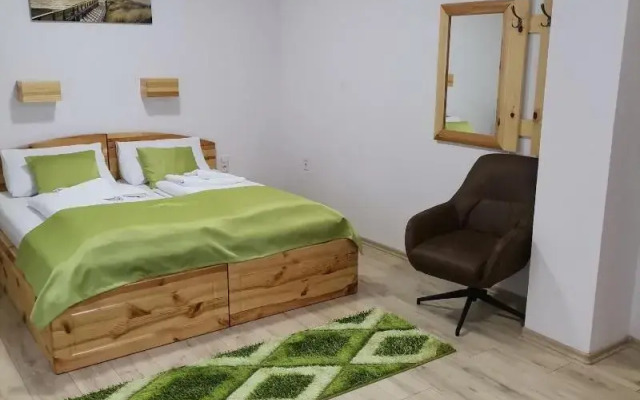 Rustic Inn River