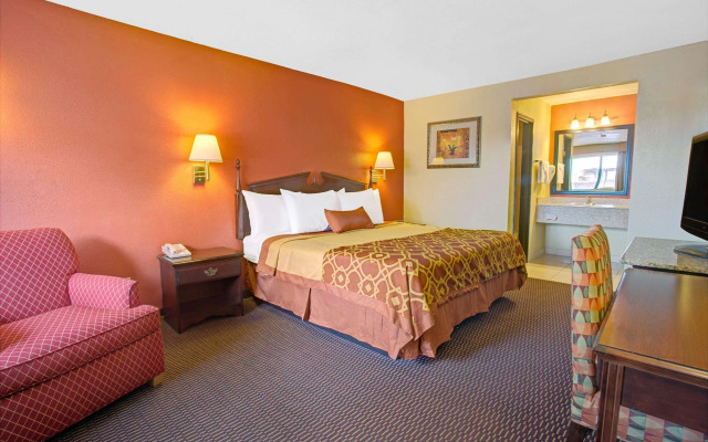 Travelodge by Wyndham Tucson AZ