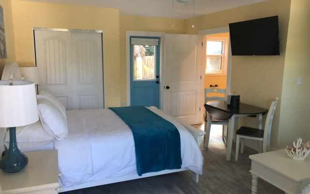 Siesta Key Palms Resort